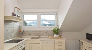 Fridge, microwave, oven, dishwasher - Bergkristall by Interhome (Wertach)