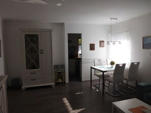 Dining - Feienhaus Gregor by Interhome (Birkenwerder)