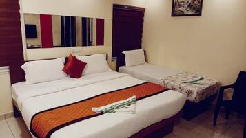 Deluxe Triple Room, Non Smoking | Free WiFi