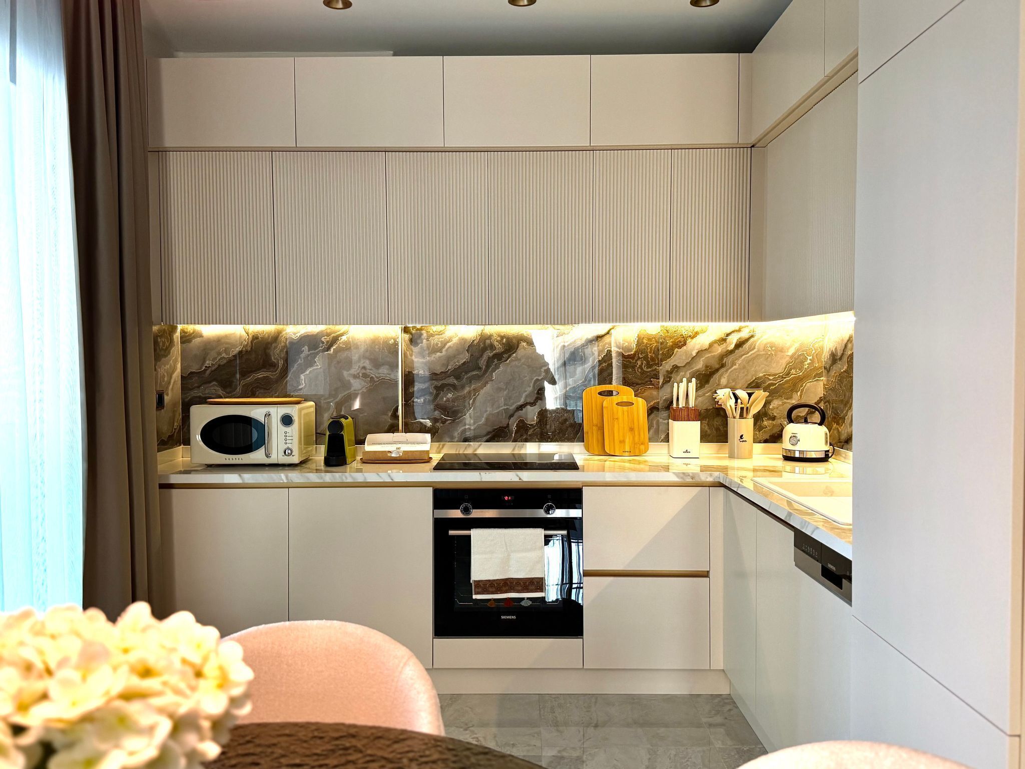 Fridge, microwave, oven, dishwasher