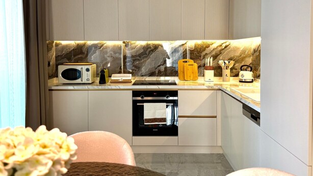 Frigorifero, microonde, forno, lavastoviglie