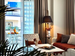 Living Room - Qoople Eхсellence B-55 neue Wohnung am Meer by Interhome (Alanya)