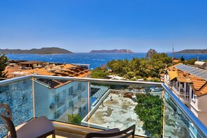 Standard Double Room, Balcony, Sea View | Blackout drapes, soundproofing, iron/ironing board, free WiFi - yazz inn (kas)