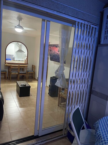 First floor in front of swimming pool, capacity 6-7 persons