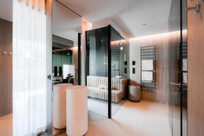 Suite, sauna, vista montagna | Spa | Sauna, vasca idromassaggio, bagno turco, trattamenti per il corpo