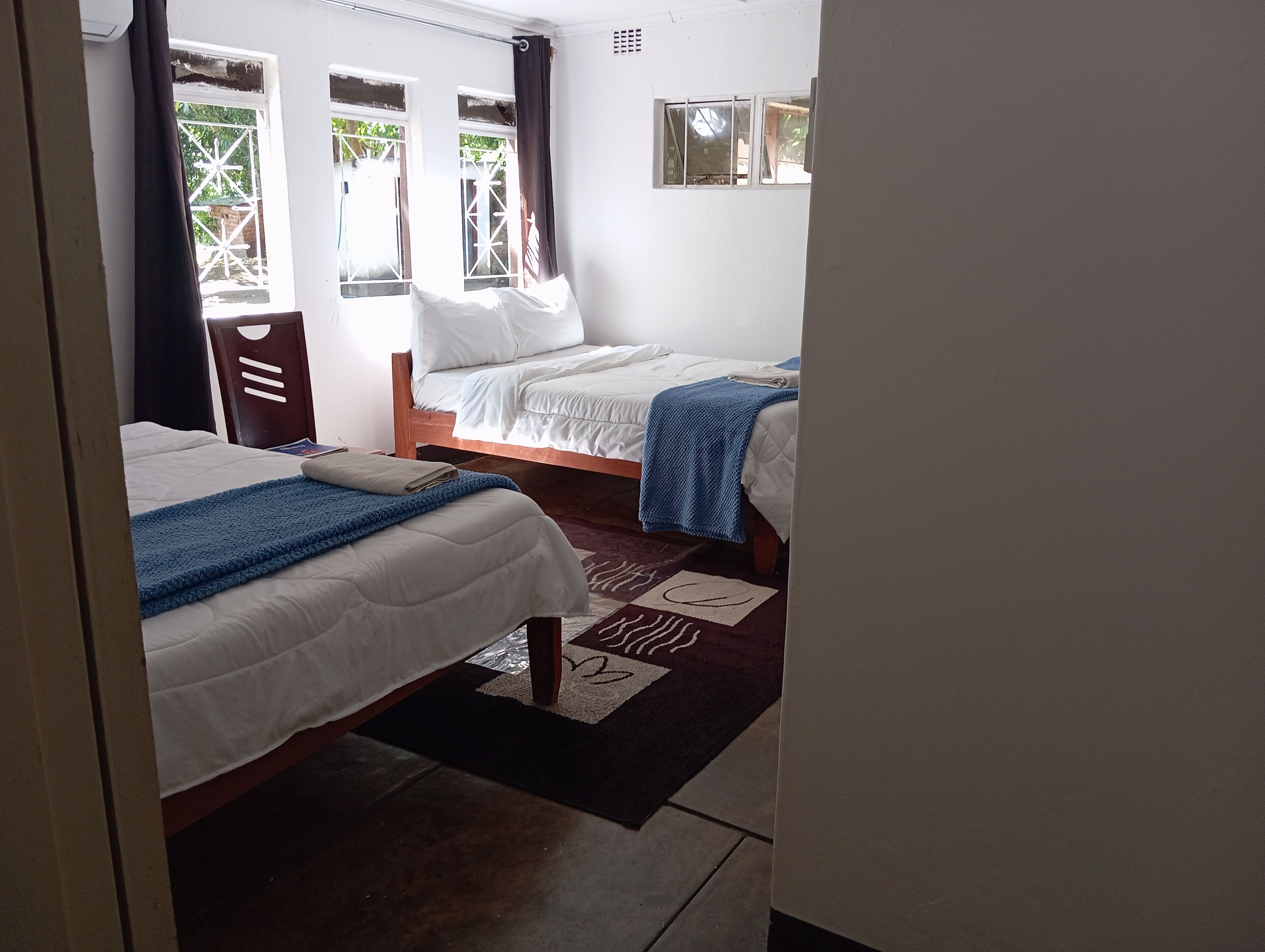 Standard Double or Twin Room | Desk, laptop workspace