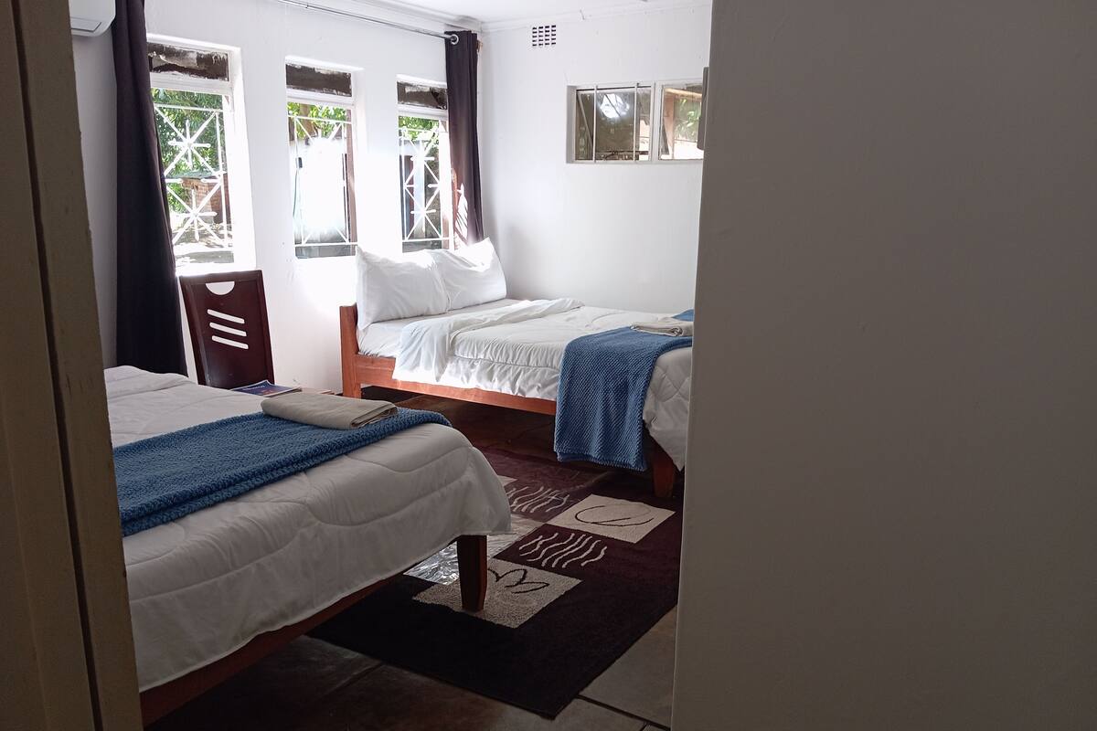 Standard Double or Twin Room | Desk, laptop workspace