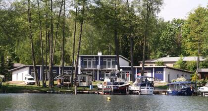 Ferienwohnung mit Blick auf den Glindower See