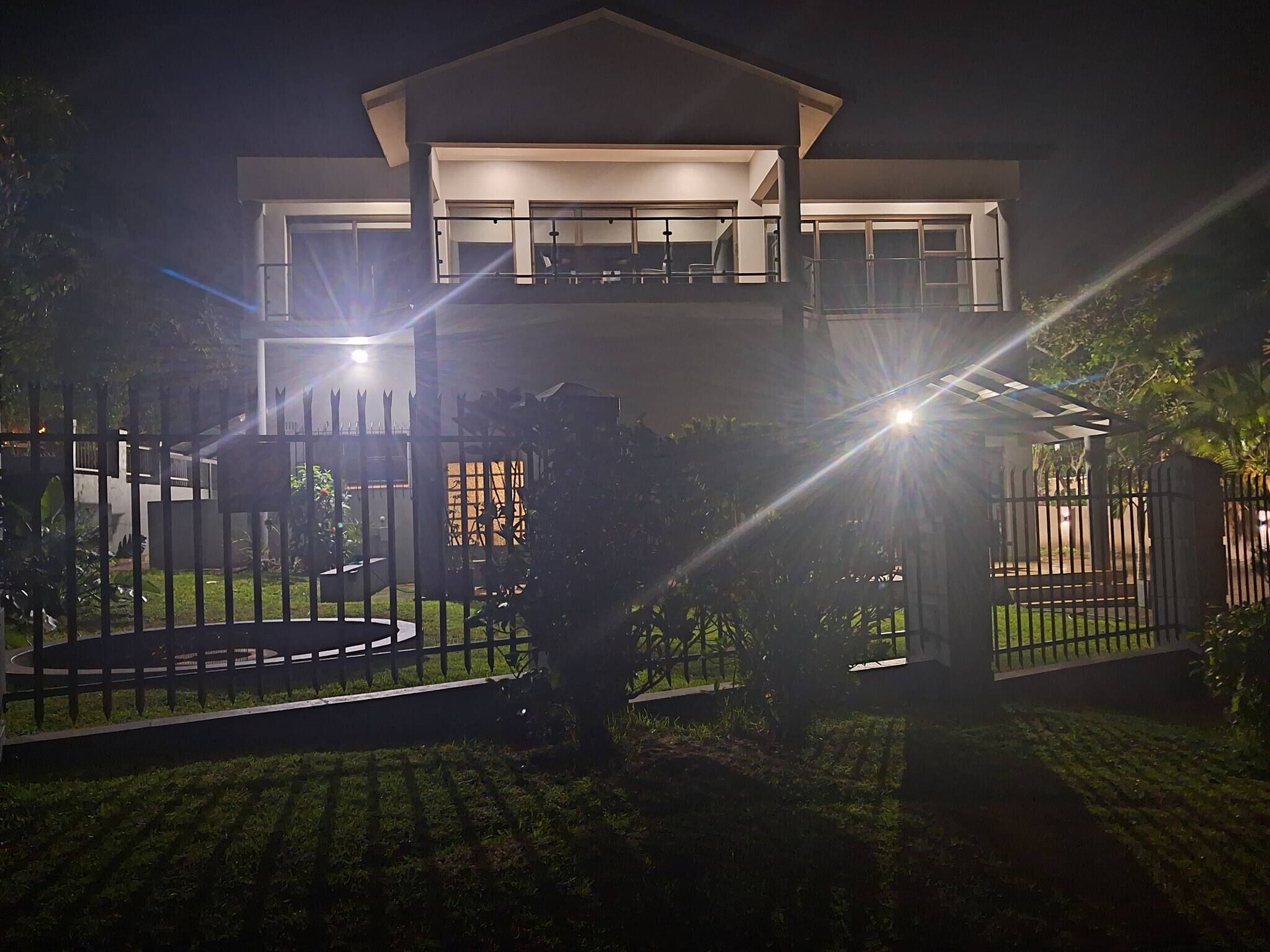 House, 5 Bedrooms, Balcony | Property grounds