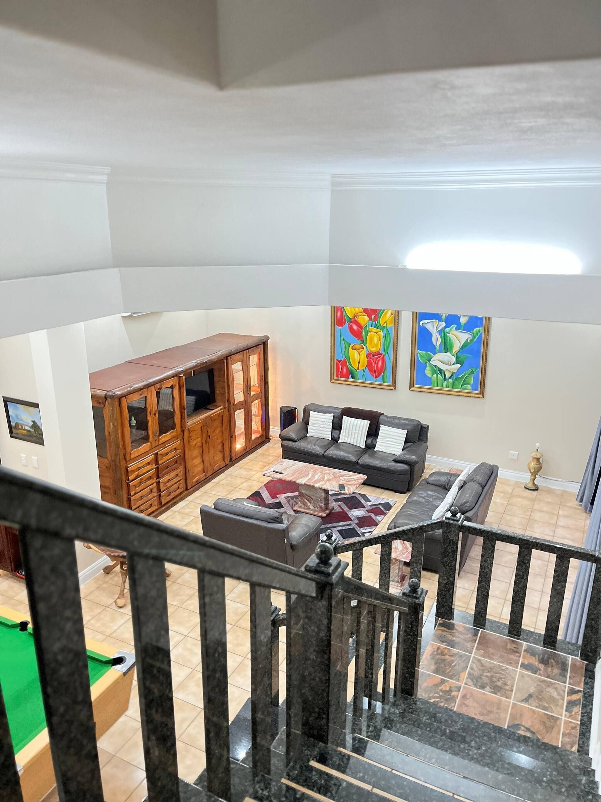 Casa, 5 habitaciones, balcón | Sala de estar
