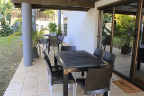 Rumah, 5 kamar tidur, balkon | Tempat makan outdoor