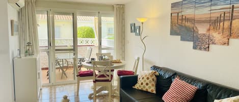 House | 1 bedroom