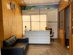 Lobby - Green Paradise (Parujan)