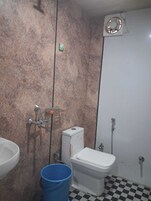 Chambre Double | Salle de bain