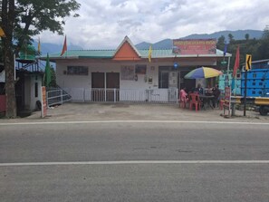 บริเวณภายนอก