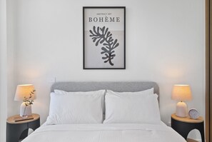 Apartemen | 2 kamar tidur, ruang kerja ramah laptop, dan seprai linen