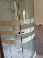 Premium Apartment, City View | Bathroom