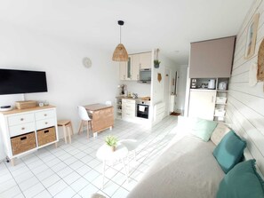 WiFi, bed sheets - Vrbo Property (Guérande)