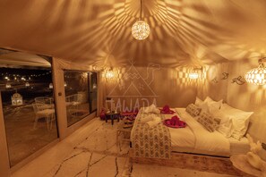 Luxury Double Room, Desert View - TAWADA LUXURY DESERT CAMP (Merzouga)