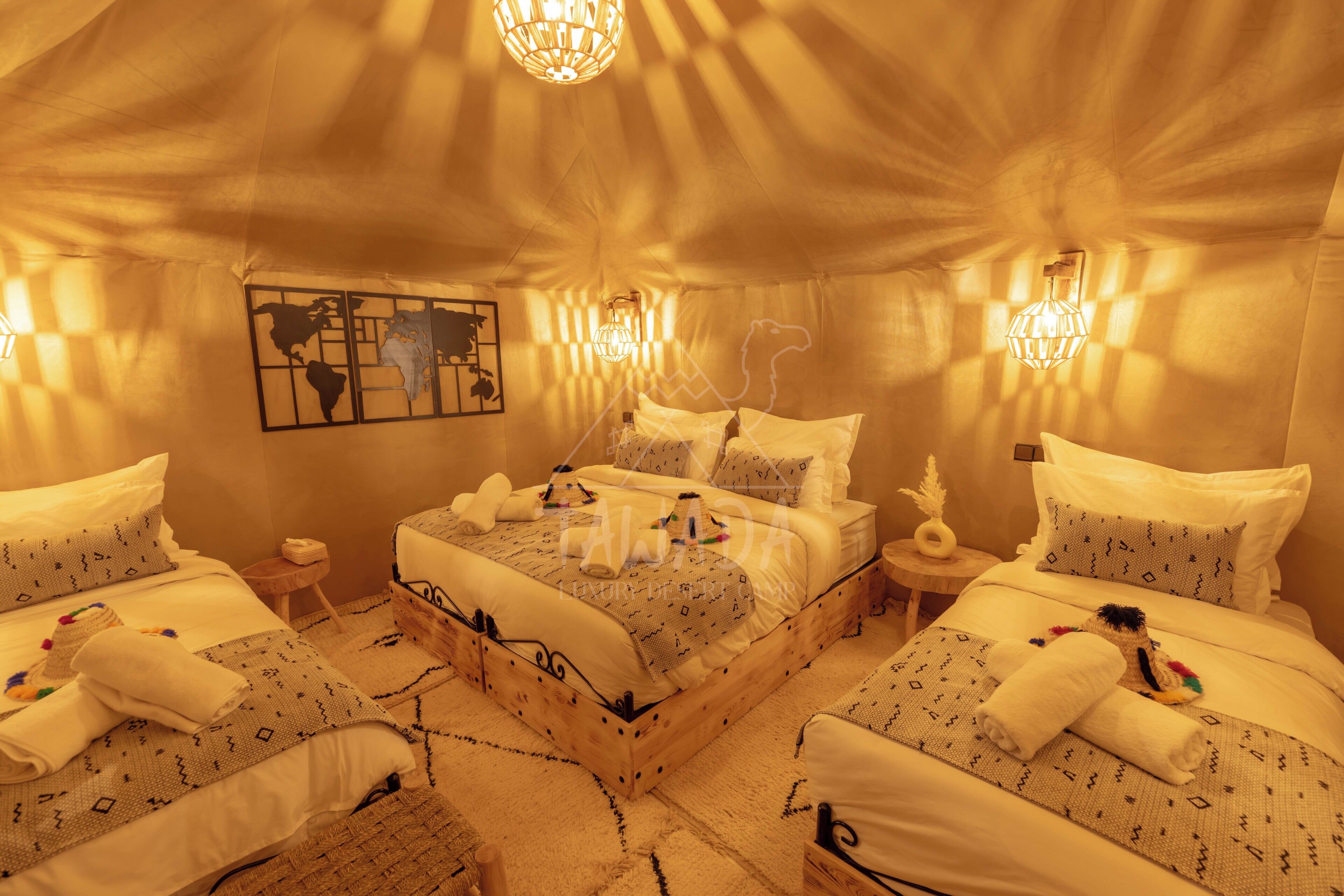 Luxury Quadruple Room, Desert View
