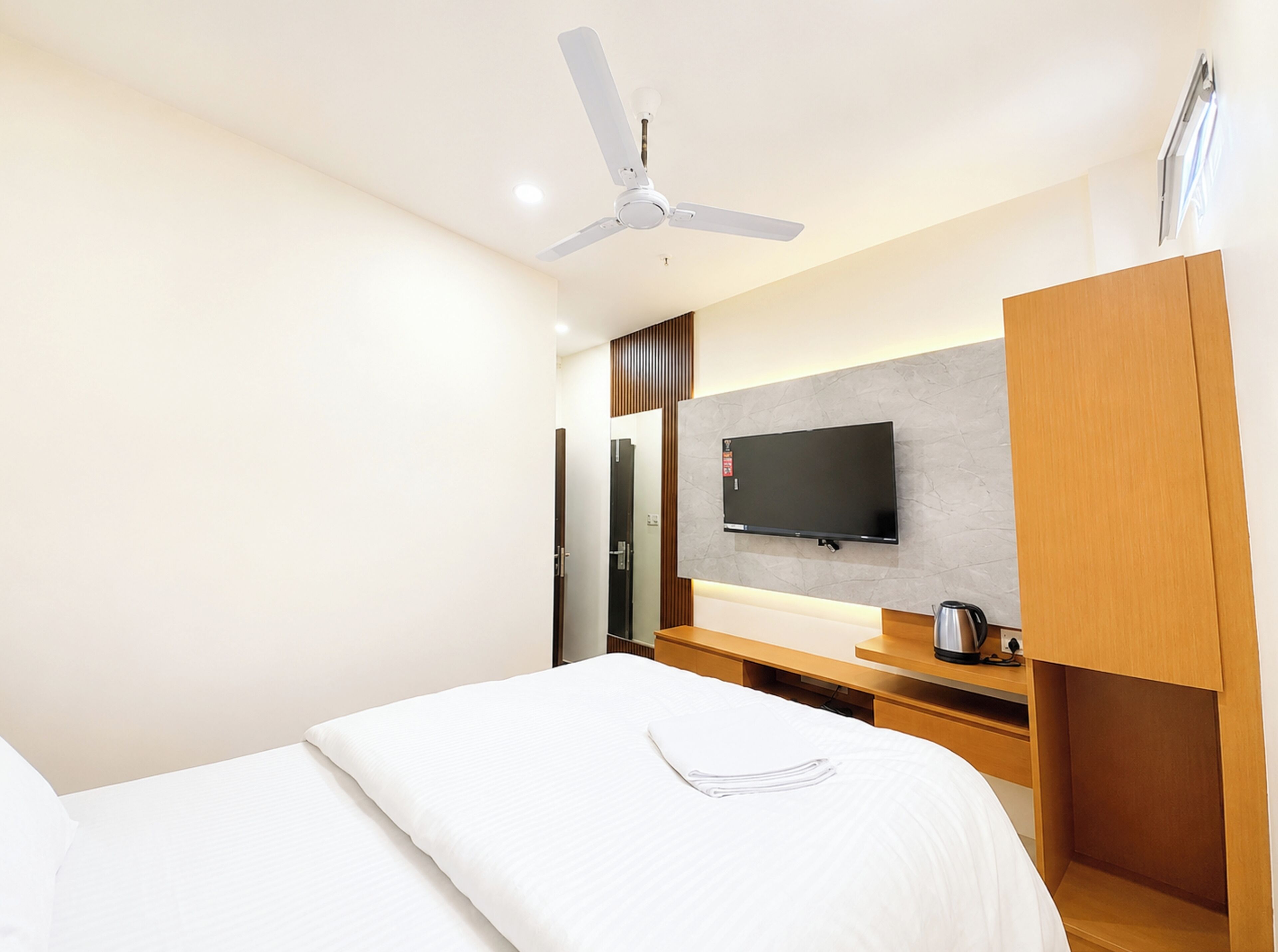 Kamar Double Eksekutif, AC | Seprai antialergi, meja kerja, kedap suara, dan Wi-Fi gratis