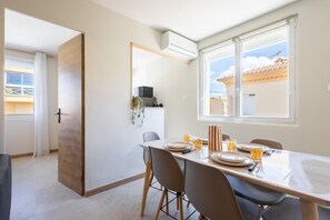 Dining - A beautiful flat near the sea (Valras-Plage)
