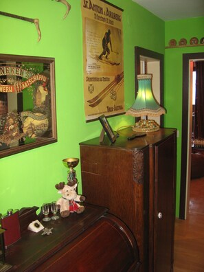 Interior - Cosy chalet apartment for five people, is located in a central,part of Saalbach. (Saalbach)
