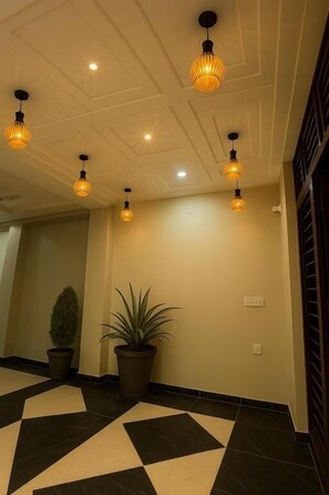 Premium Double Room, Balcony | Interior
