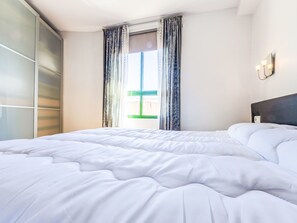 1 Schlafzimmer, Schreibtisch, Internetzugang