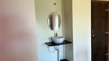 Shower, towels, soap, shampoo