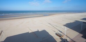 Beach - 2 bedroom accommodation in Koksijde (Koksijde)
