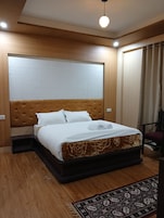 Deluxe Double Room, Balcony | Free WiFi