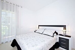 2 Schlafzimmer, Bügeleisen/Bügelbrett, kostenloses WLAN, Bettwäsche