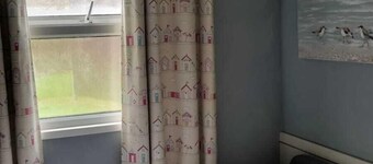 Well equipped chalet on quiet site with Club House and heated pool (in season).