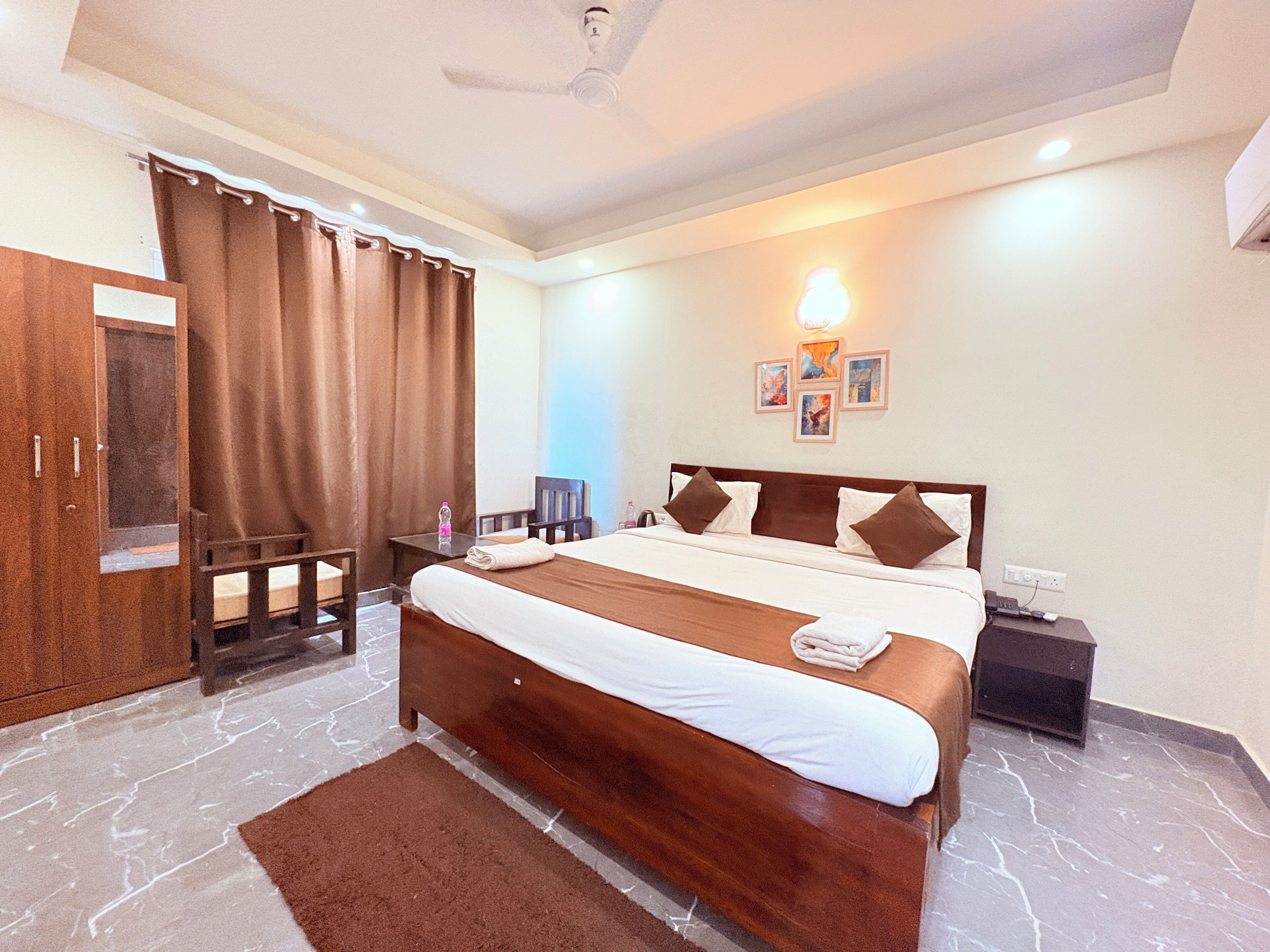 Premium Double Room, Sea View | Desk, free WiFi