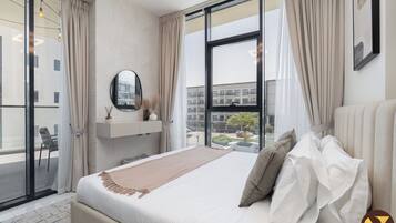 Deluxe Apartment, Balcony, City View | Egyptian cotton sheets, premium bedding, in-room safe