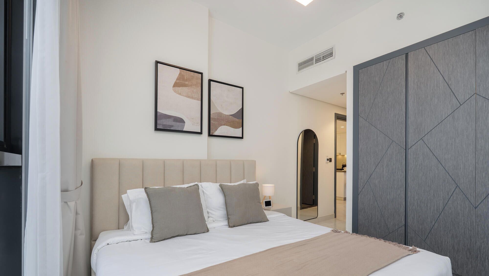 Deluxe Apartment, Balcony, City View | Egyptian cotton sheets, premium bedding, in-room safe