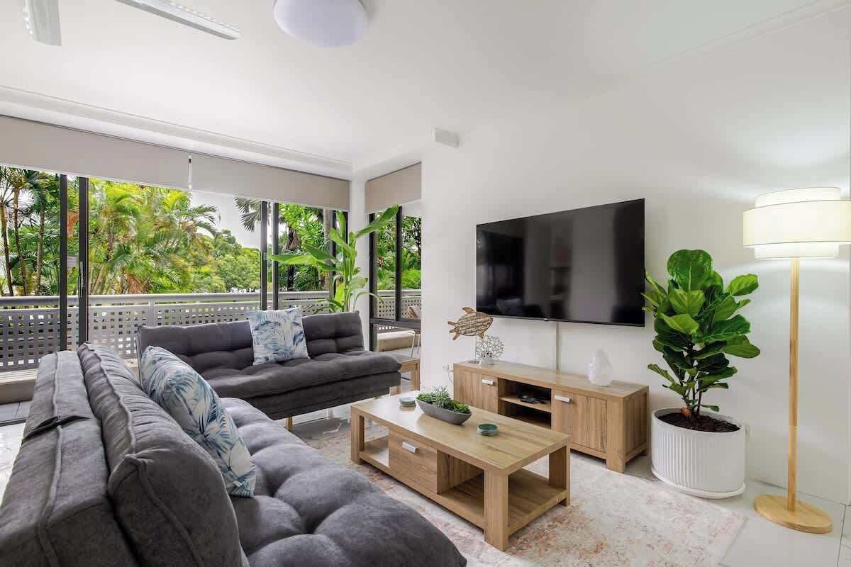 TV