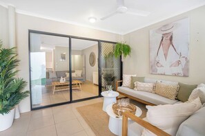 TV - Spacious Retreat with Courtyard & Resort Pool (Cairns North)