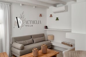 Villa, 4 Bedrooms | Living area - Aethelia Villa Sifnos (Sifnos)