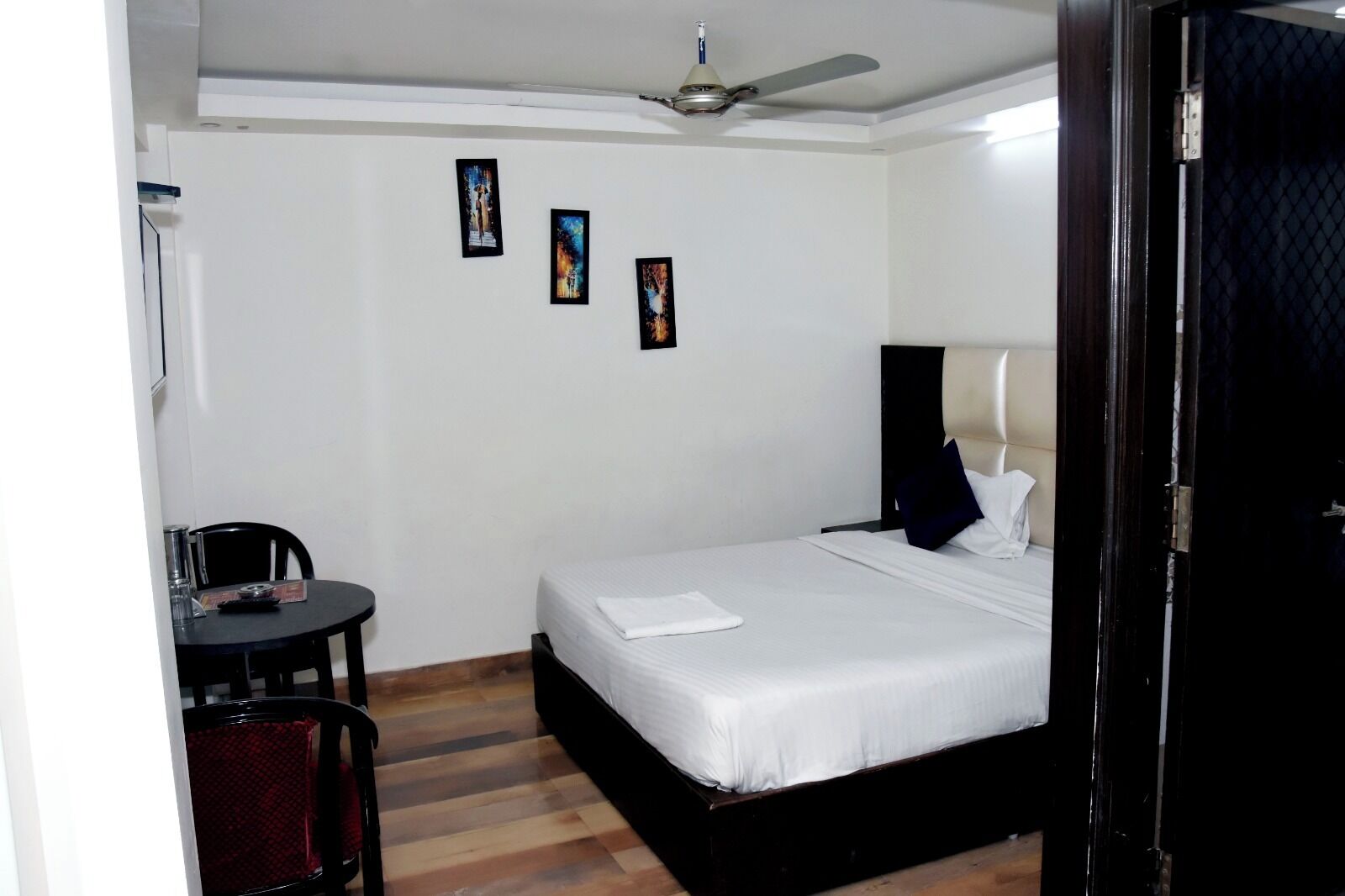 Kamar Single, pemandangan kota | Meja kerja dan Wi-Fi gratis
