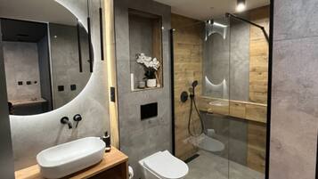 House | Bathroom
