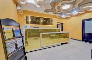 Lobby - Signature Suites Chennai (Chennai)