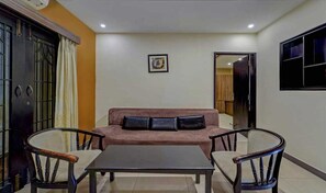Suite | Living area - Signature Suites Chennai (Chennai)