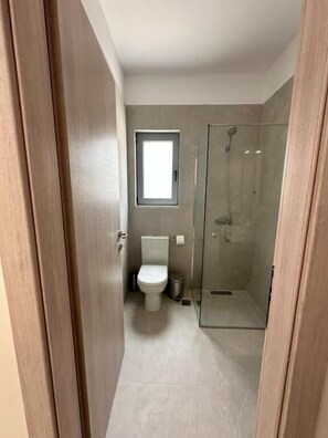 Comfort appartement, uitzicht op tuin | Badkamer