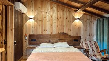 Tabla de planchar con plancha, wifi y ropa de cama