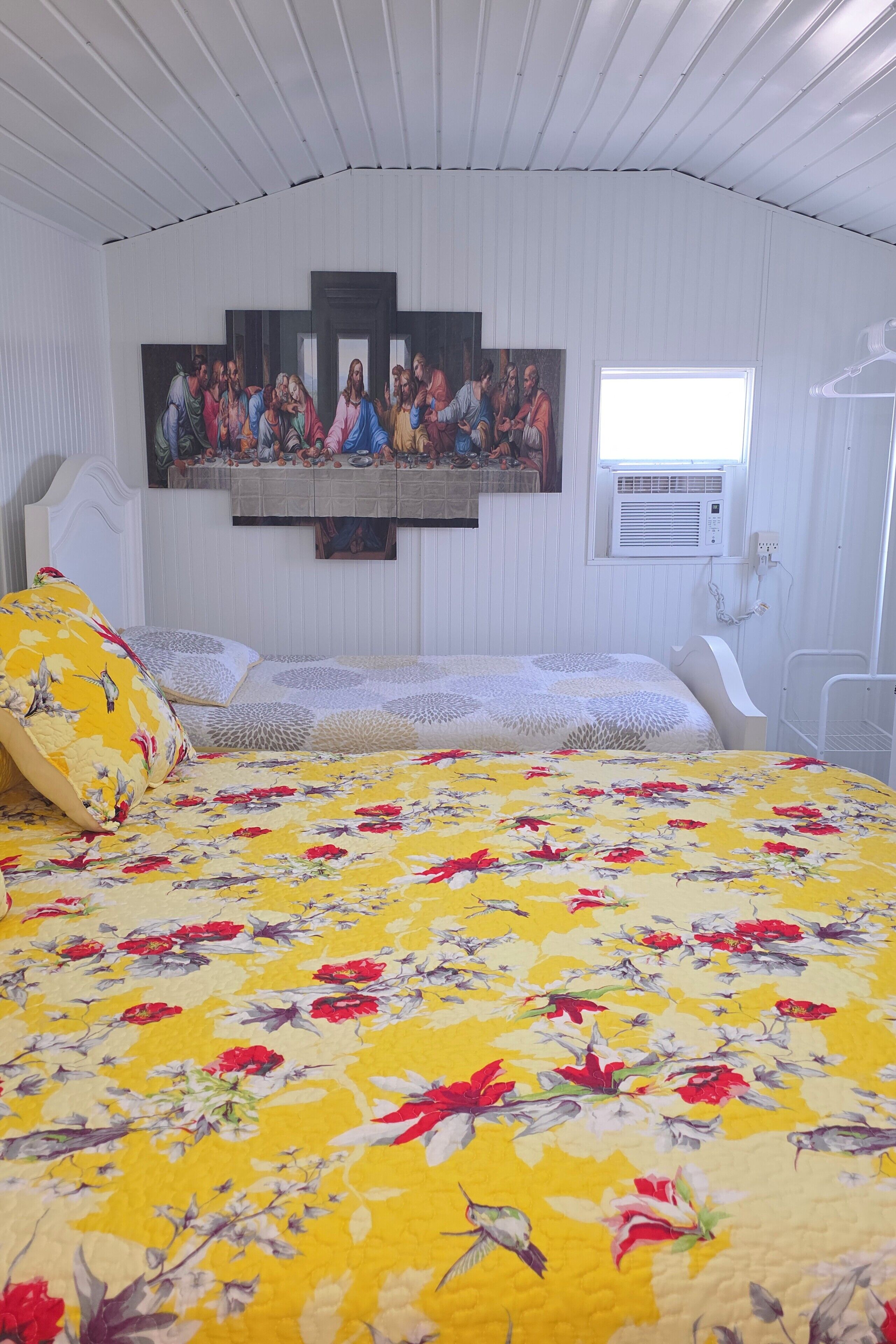 Internet, bed sheets
