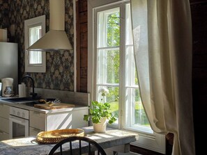 Casa, 1 habitación, balcón | Cocina privada