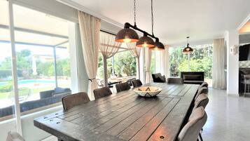 Dineren