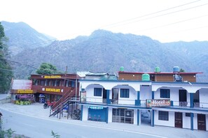 Exterior - Hotel Krishna And Restaurant (Ukhimath)